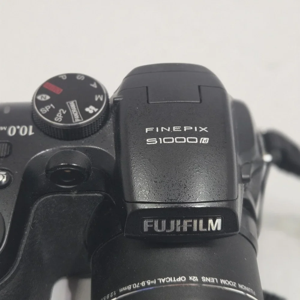 VTG Fujifilm FinePix S1000fd 10.0MP Digital Camera Black 12x Zoom Tested PWC